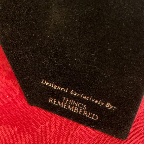 New in Box - Things Remembered - 4x6 Photo Free Standing Frame - Picture 3 of 10